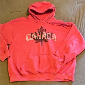Gildan Red Canada Hoodie with Maple Leaf Graphic size large unisex